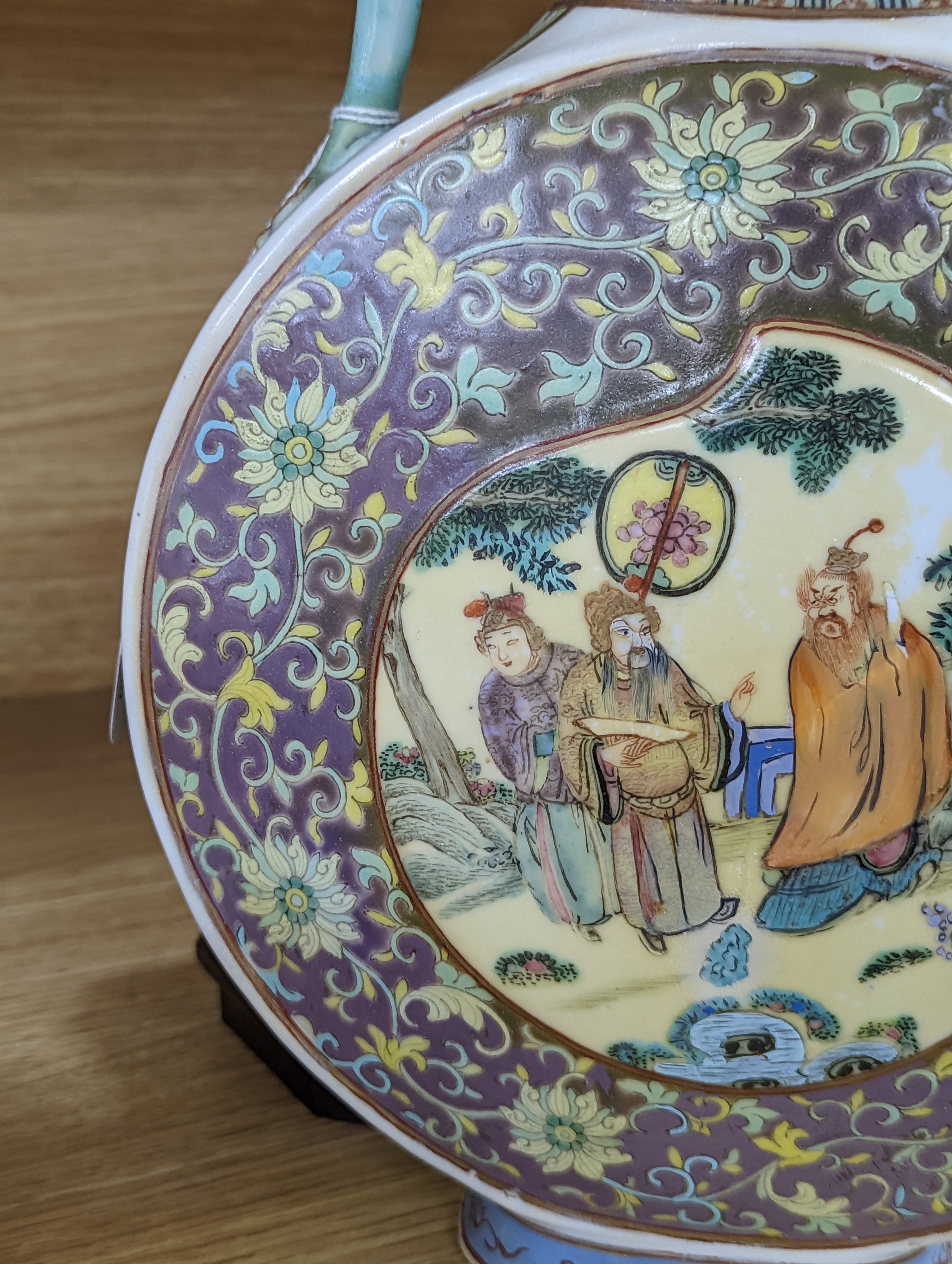 A Chinese famille rose moon flask, 19th century, restored 27cm